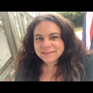 Meet your Posher, Gia